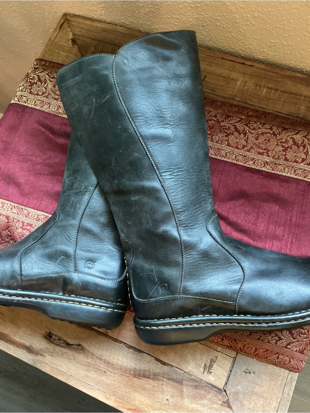Born Leather Tall Boots
Size: 8 / EU 39 Black - Picture 10 of 16